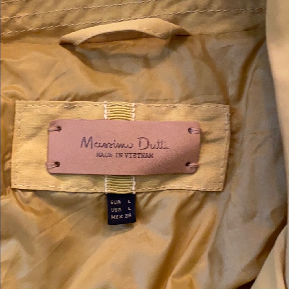 Rain jacket - Picture 2 of 5